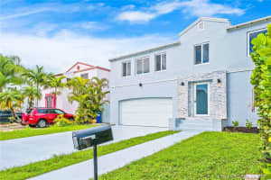 12041 SW 271st St, Homestead, FL 33032, Sold 12/10/21