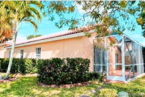 25 Gables Blvd, Weston, FL 33326, Sold 11/01/21