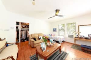 642 Michigan Ave, Miami Beach, FL 33139, Sold 09/20/21