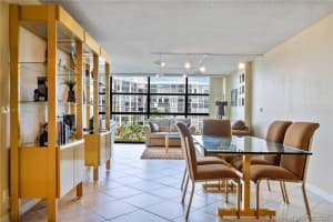 600 Parkview Dr # 1132, Hallandale Beach, FL 33009, Sold 11/11/21