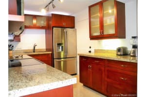 6039 Collins Ave, Miami Beach, FL 33140, Sold 01/24/22