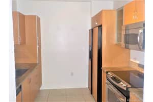18800 NE 29th Ave, Miami, FL 33180, Sold 11/19/21