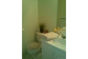 8530 NW 3rd Ln, Miami, FL 33126, Sold 11/19/21