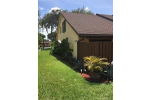 142 Springdale Cir, Palm Springs, FL 33461, Sold 11/19/21