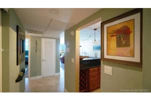 19370 Collins Ave, Sunny Isles Beach, FL 33160, Sold 02/28/22