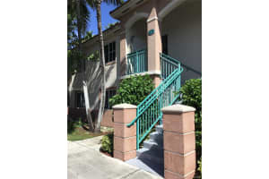 1251 SE 29th St, Homestead, FL 33035, Sold 11/12/21