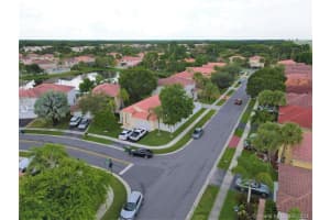 40 Gables Blvd, Weston, FL 33326, Sold 12/01/21