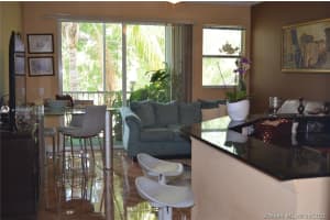 1323 Portofino Cir, Weston, FL 33326, Sold 01/06/22