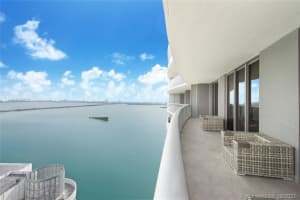 488 NE 18th St, Miami, FL 33132, Sold 07/26/22