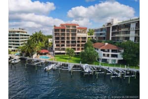 1632 S Bayshore Ct, Coconut Grove, FL 33133, Sold 11/16/21