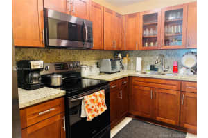 22025 SW 103rd Ct, Cutler Bay, FL 33190, Sold 12/16/21