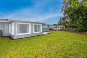 308 S 56th Ave, Hollywood, FL 33023, Sold 02/08/22