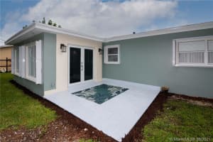 308 S 56th Ave, Hollywood, FL 33023, Sold 02/08/22