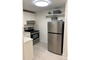 606 W 81st St, Hialeah, FL 33014, Sold 11/22/21