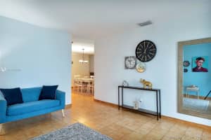 10551 SW 21st Ln, Miami, FL 33165, Sold 11/19/21