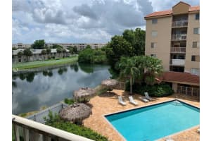 15221 SW 80th St, Miami, FL 33193, Sold 02/22/22