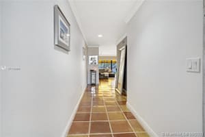 16409 Bridge End Rd, Hialeah, FL 33014, Sold 10/29/21