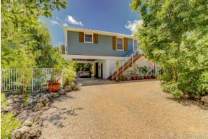 24 Mangrove Ln, Key Largo, FL 33037, Sold 04/14/22