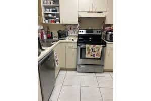 14951 SW 82nd Ln, Miami, FL 33193, Sold 11/03/21