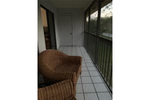 19055 NW 62nd Ave, Hialeah, FL 33015, Sold 12/17/21