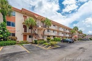 5945 Del Lago Cir, Sunrise, FL 33313, Sold 11/04/21