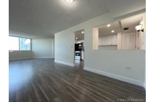 7135 Collins Ave, Miami, FL 33141, Sold 11/17/21