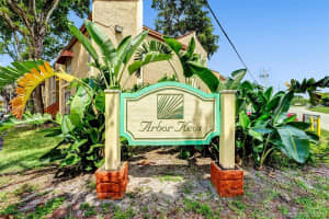 4511 Treehouse Ln #11b, Tamarac, FL 33319, Sold 10/29/21