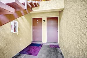 4511 Treehouse Ln #11b, Tamarac, FL 33319, Sold 10/29/21
