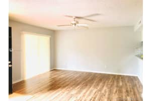 8340 SW 3rd Ct, Pembroke Pines, FL 33025, Sold 01/07/22