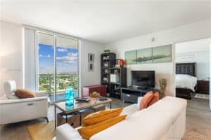 1800 N Bayshore Dr, Miami, FL 33132, Sold 11/01/21