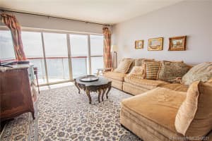 6767 Collins Ave, Miami, FL 33141, Sold 12/22/21