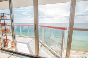 6767 Collins Ave, Miami, FL 33141, Sold 12/22/21
