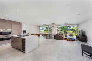 1201 20th St, Miami Beach, FL 33139, Sold 11/04/21
