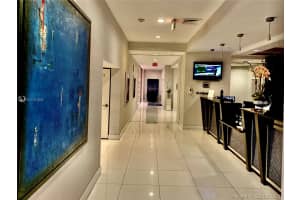 1800 N Bayshore Dr, Miami, FL 33132, Sold 11/15/21