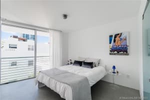 221 Jefferson Ave, Miami Beach, FL 33139, Sold 12/13/21