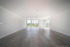 19380 NE 26th Ave, Miami, FL 33180, Sold 02/09/22