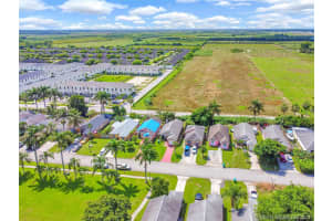 831 SW 10th St, Homestead, FL 33034, Sold 11/19/21