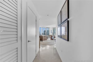 88 SW 7th St, Miami, FL 33130, Sold 03/09/22