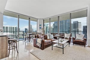 88 SW 7th St, Miami, FL 33130, Sold 03/09/22