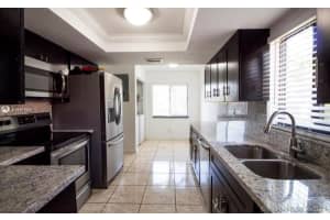42 Seville Cir, Davie, FL 33324, Sold 11/08/21