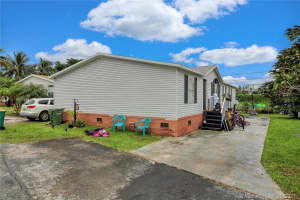 220 NE 12th Ave LOT 33, Homestead, FL 33030, Sold 12/15/21