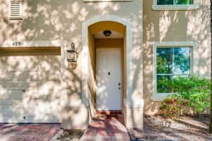 4290 Lake Lucerne Cir, West Palm Beach, FL 33409, Sold 02/15/22