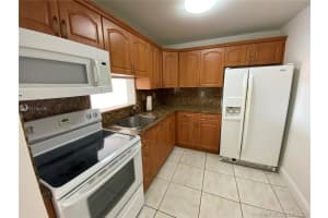 5201 NW 7th St, Miami, FL 33126, Sold 10/22/21