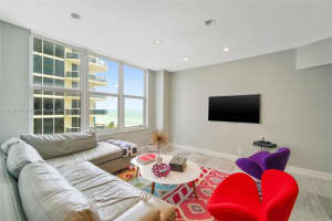 4747 Collins Ave, Miami, FL 33140, Sold 04/08/22