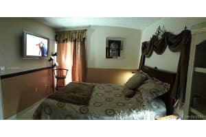 4707 NW 7th St, Miami, FL 33126, Sold 10/22/21