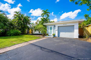 2081 NW 39th St, Oakland Park, FL 33309, Sold 11/01/21