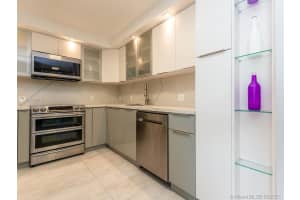 9273 Collins Ave, Surfside, FL 33154, Sold 12/03/21