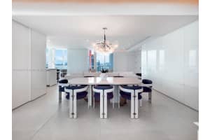100 South Pointe Dr, Miami Beach, FL 33139, Sold 02/01/22