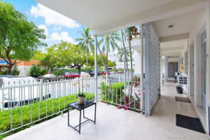 641 Espaola Way, Miami Beach, FL 33139, Sold 03/15/22