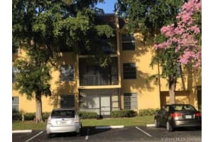 470 NW 20th St, Boca Raton, FL 33431, Sold 11/09/21